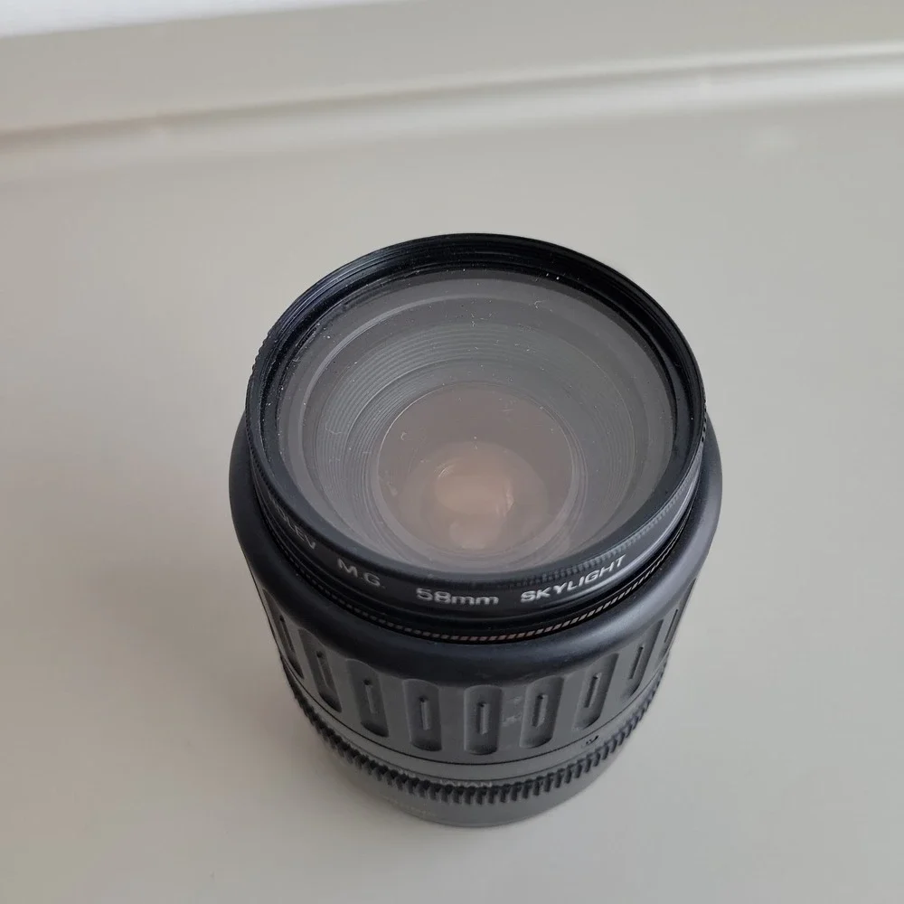 Canon EOS 10S 35mm SLR Camera   35-135mm 1:4-5.6 Lens Tested Bundle
